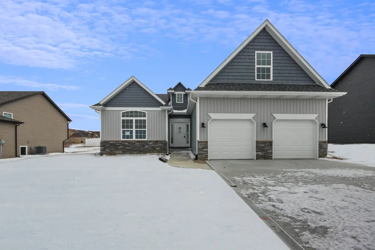 8309 Dylan Drive, Merrillville, IN 46410 - #1