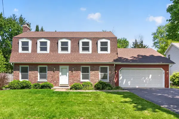 272 S Forest Avenue, Batavia, IL 60510