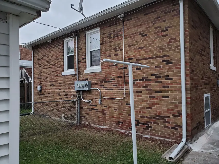 47 157th Street, Calumet City, IL 60409 - #2