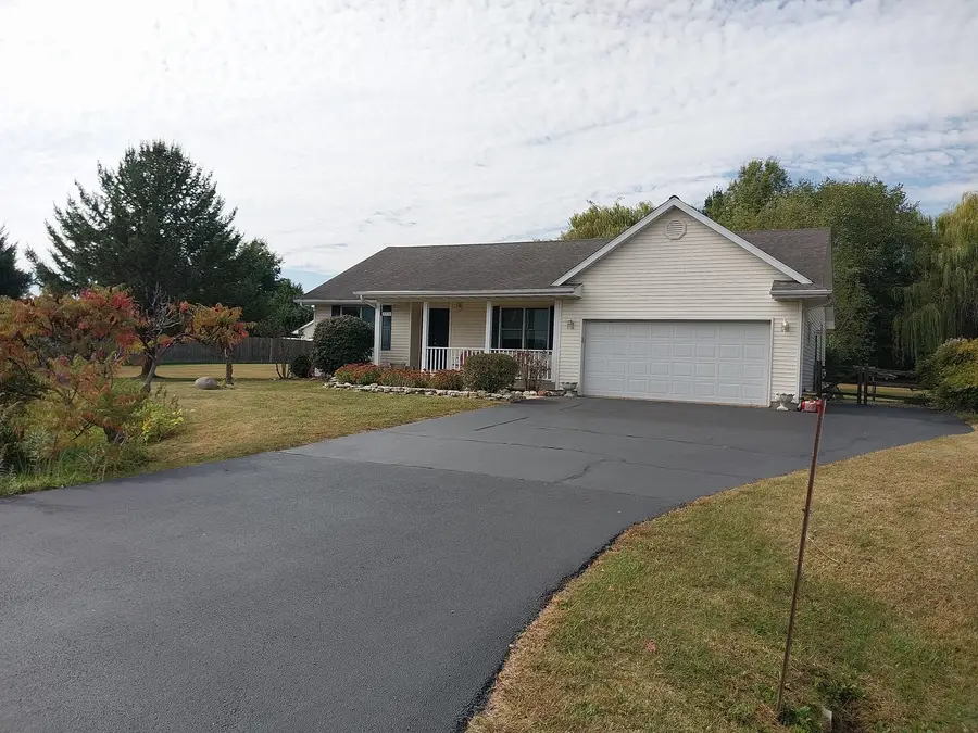 5770 Indian Trail, Rochelle, IL 61068 - Image #2