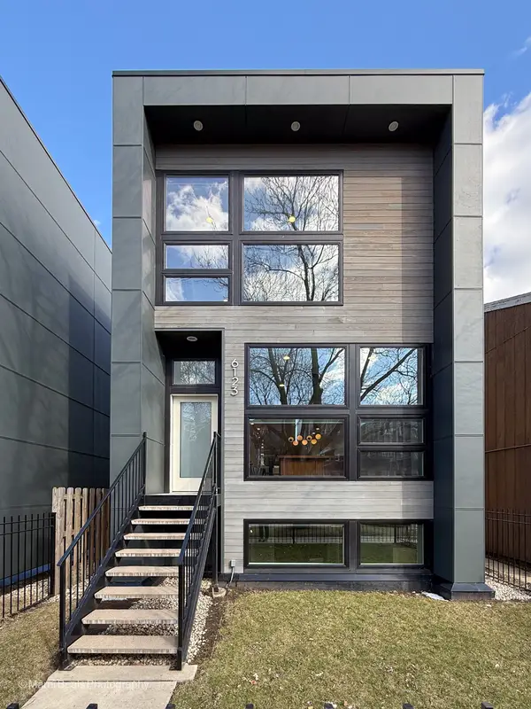 6123 S Ellis Avenue, Chicago, IL 60637