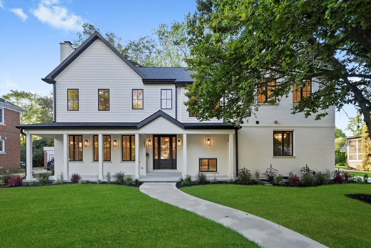 1037 Belleforte Avenue, Oak Park, IL 60302 - Image #1