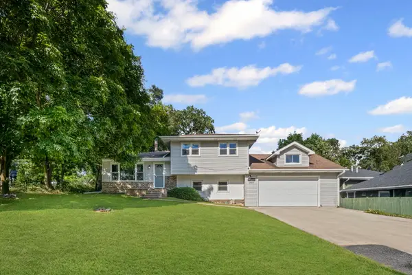 29W276 Bolles Avenue, West Chicago, IL 60185