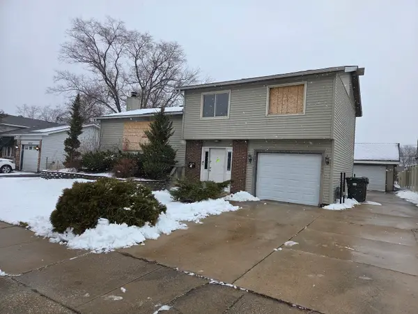 16749 Meadowdale Drive, Oak Forest, IL 60452