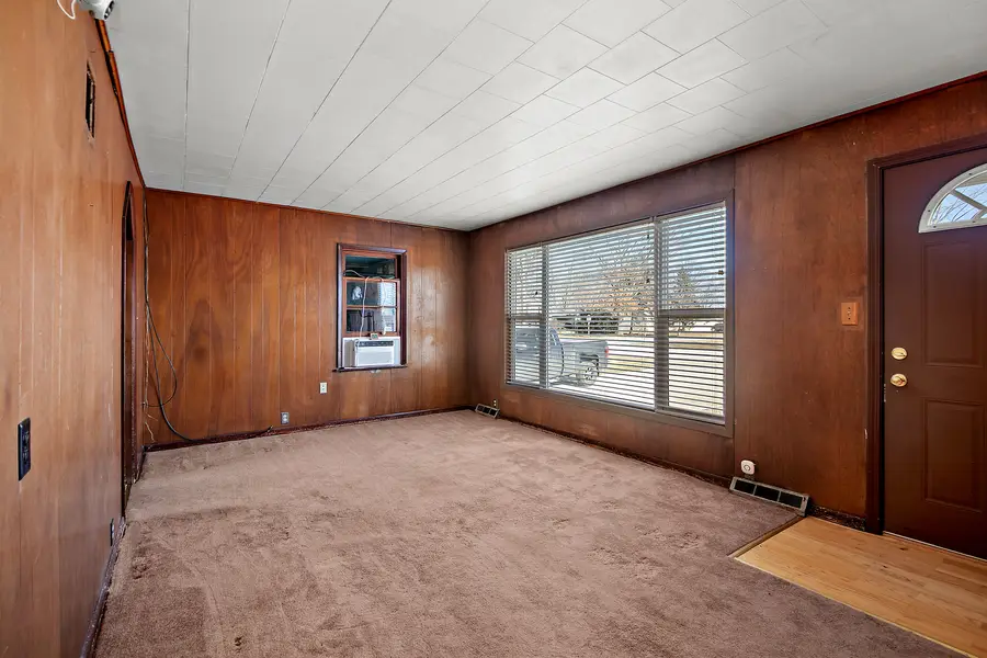 104 S English Street, Braidwood, IL 60408 - #2