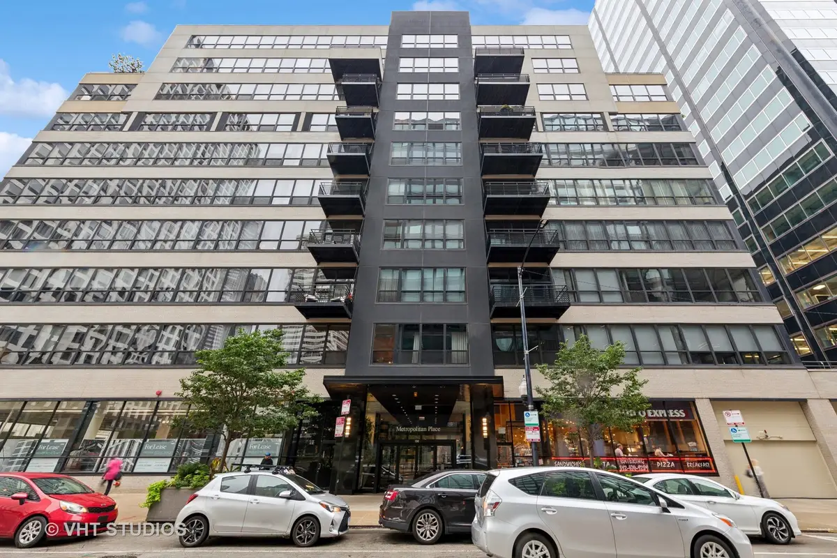 130 S Canal Street #701, Chicago, IL 60606 - Image #1