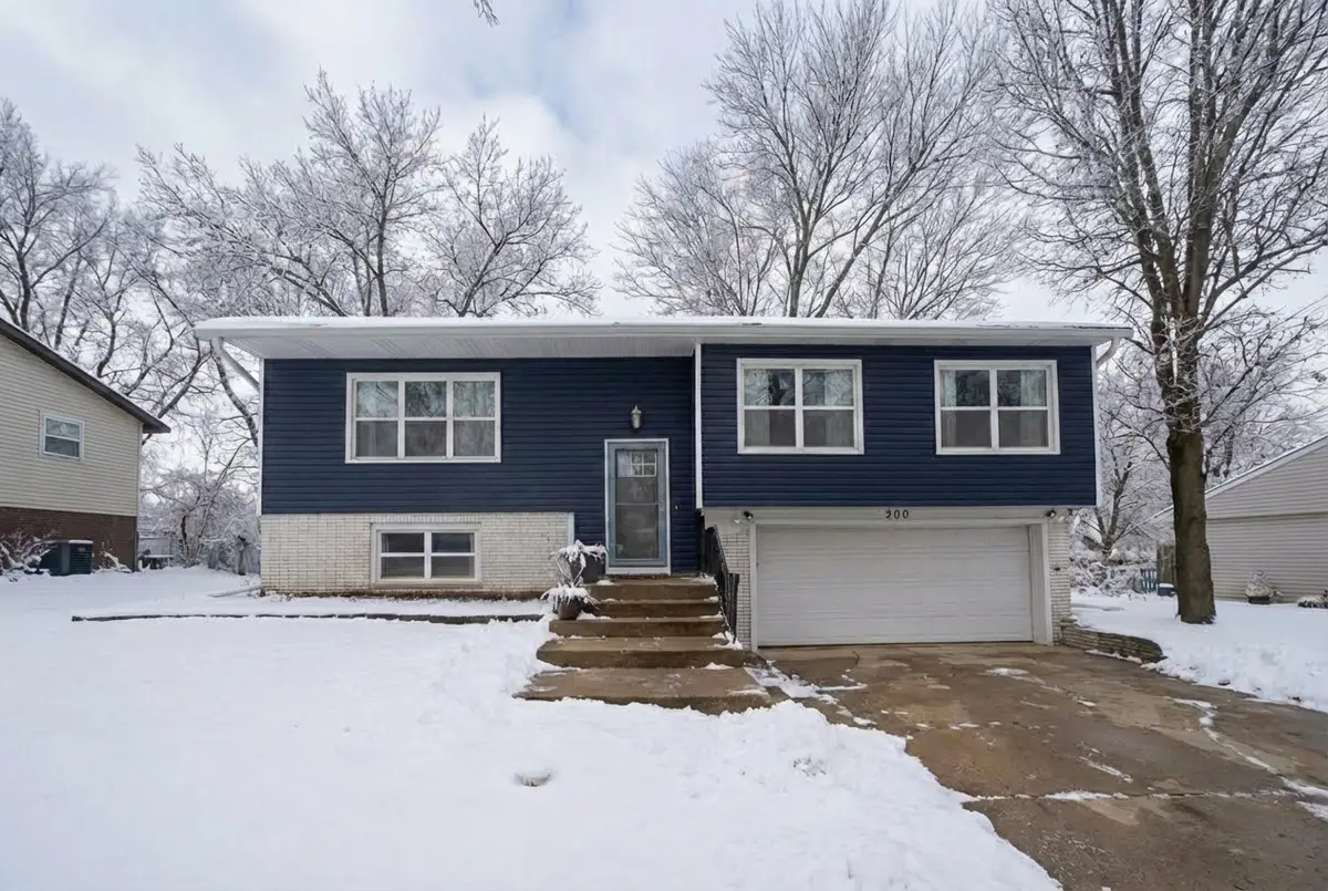 200 Egan Drive, Streamwood, IL 60107 - Image #1