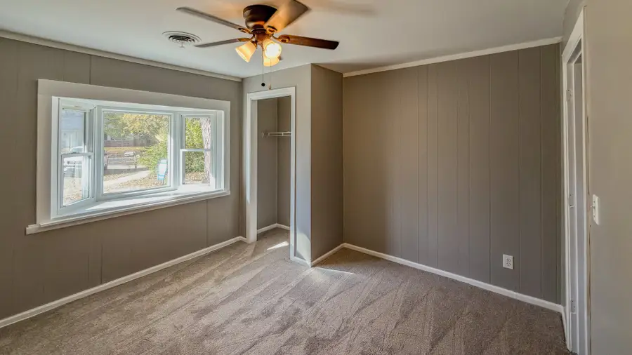 3334 Ridgewood Drive, Champaign, IL 61821 - Image #3