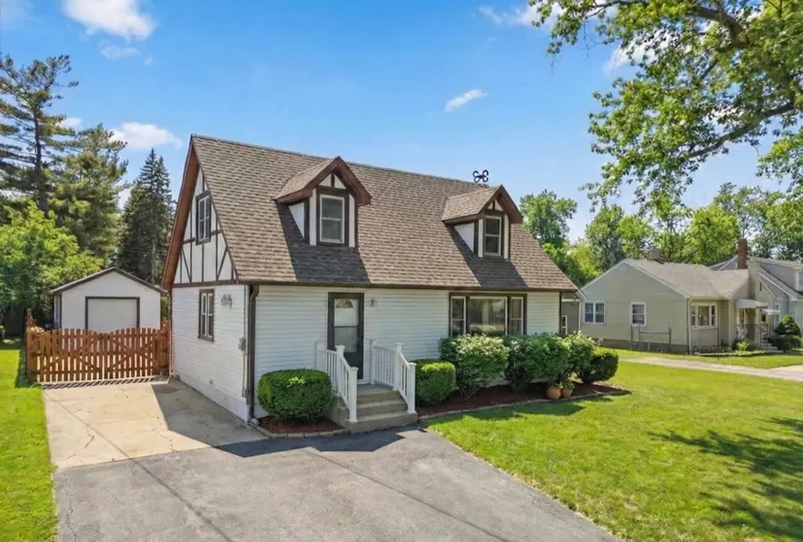 38 Lippincott Road, Fox Lake, IL 60020 - Image #2