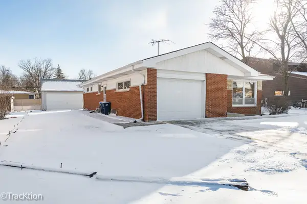 Address Withheld By Seller, Darien, IL 60561