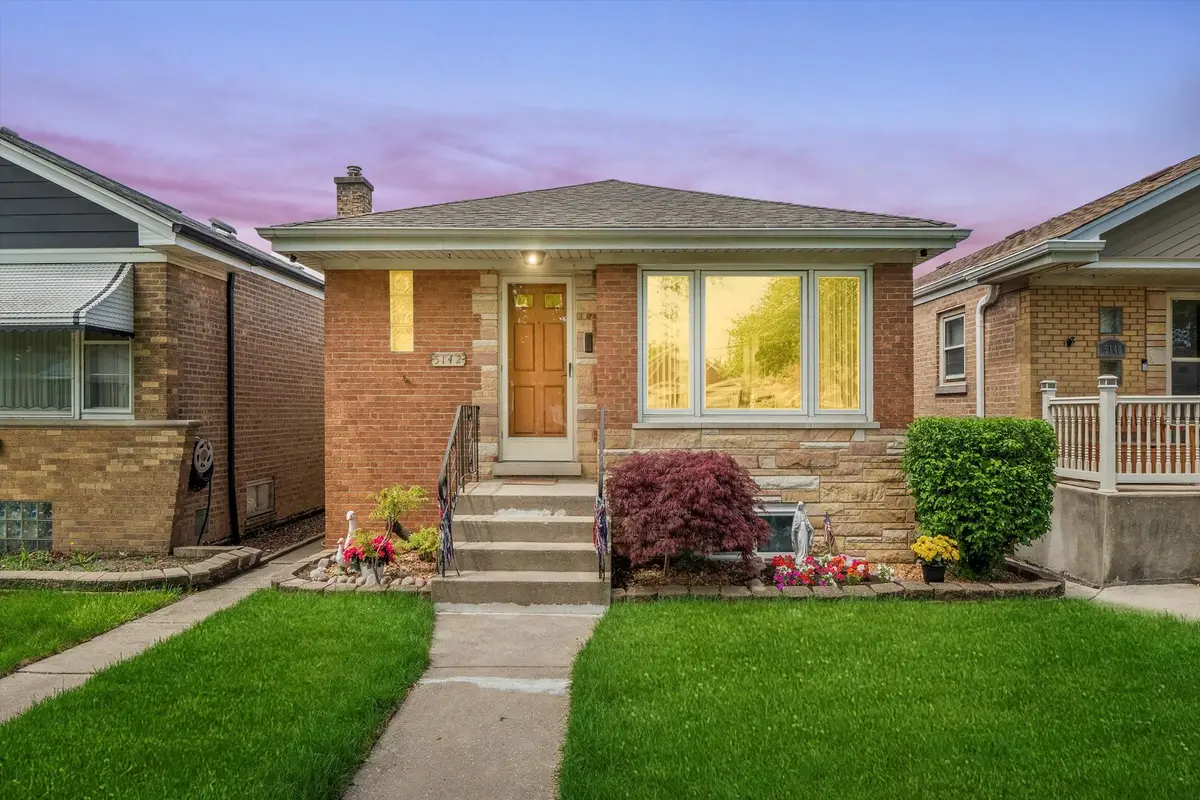 5142 S Mulligan Avenue, Chicago, IL 60638 - Image #1