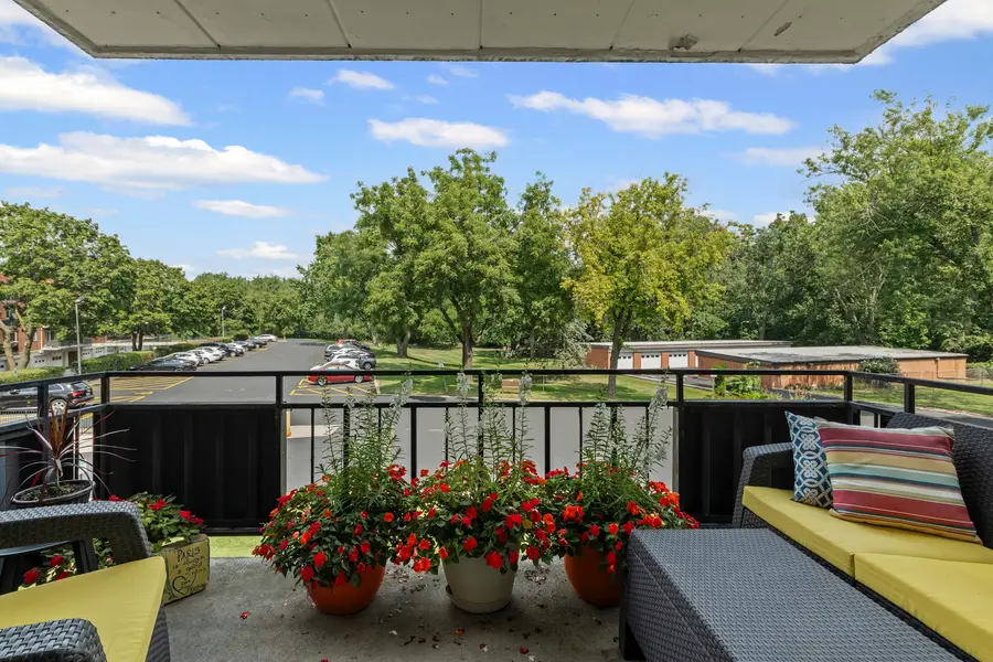 940 Holbrook Road #8B, Homewood, IL 60430 - Image #3