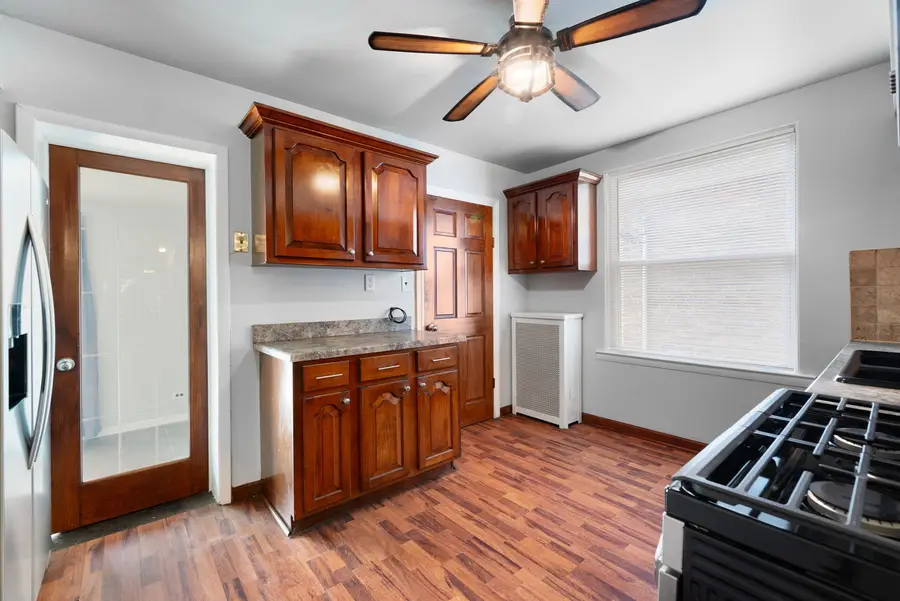 936 N Ridgeland Avenue, Oak Park, IL 60302 - Image #3