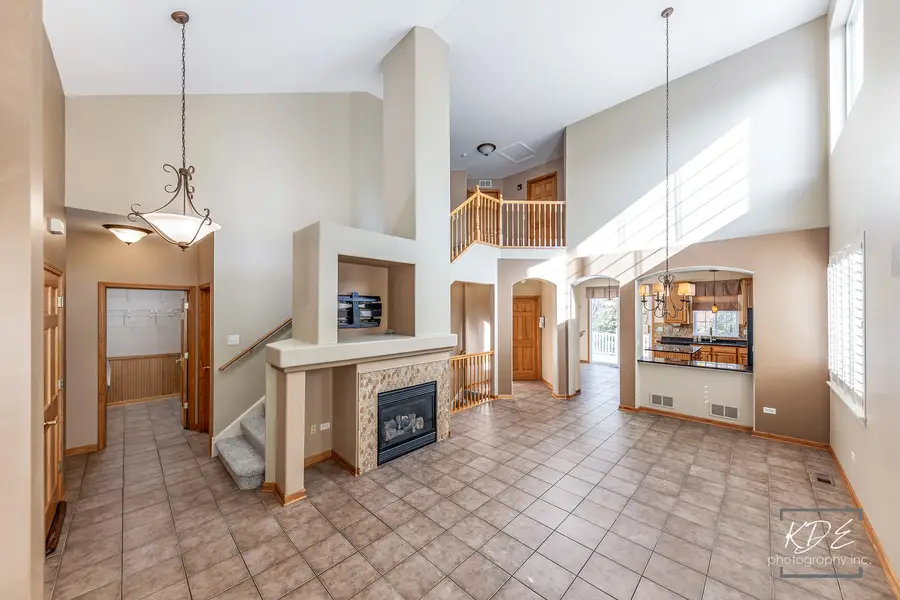 945 Winners Cup Court #945, Naperville, IL 60565 - Image #3