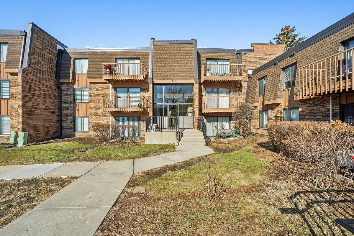 112 Mullingar Court #2B, Schaumburg, IL 60193 - Image #1