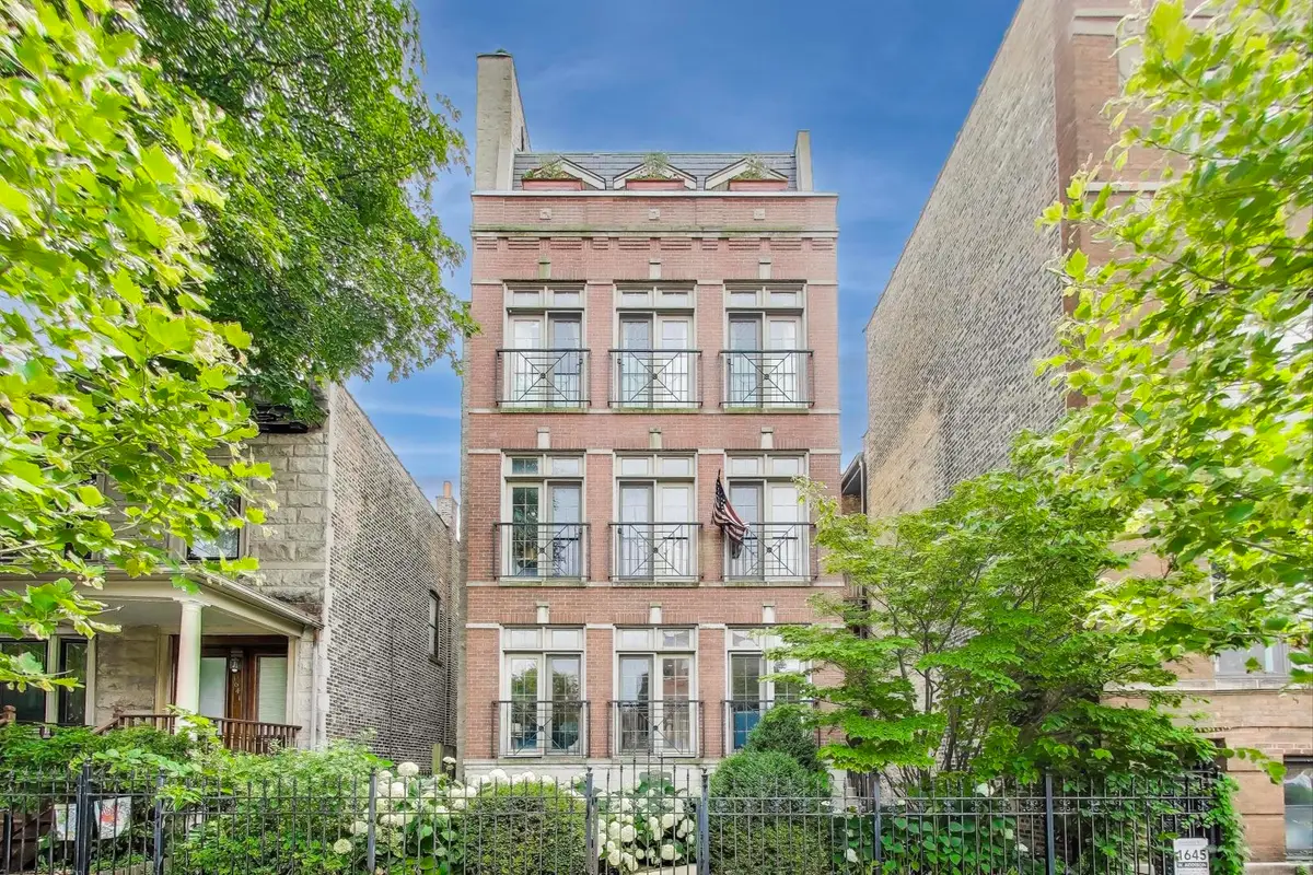 Address Withheld By Seller, Chicago, IL 60613 - #1