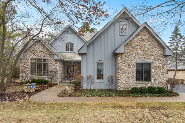 28817 N Spyglass Circle, Ivanhoe, IL 60060