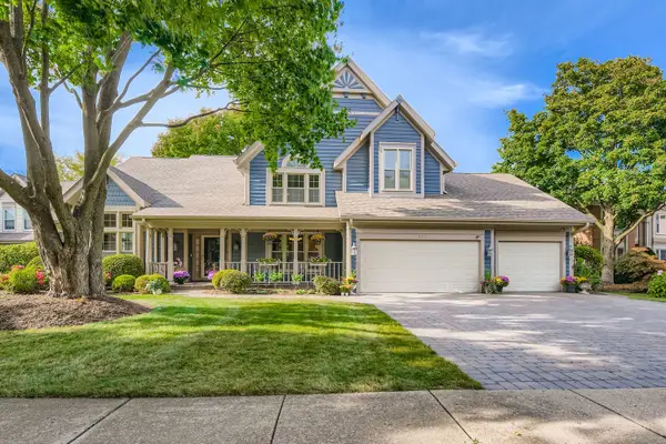 555 Coventry Lane, Buffalo Grove, IL 60089