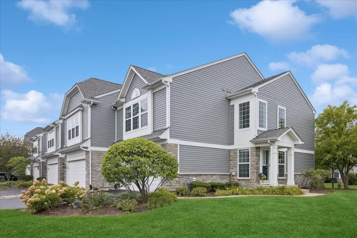 100 Devoe Drive, Oswego, IL 60543 - #1