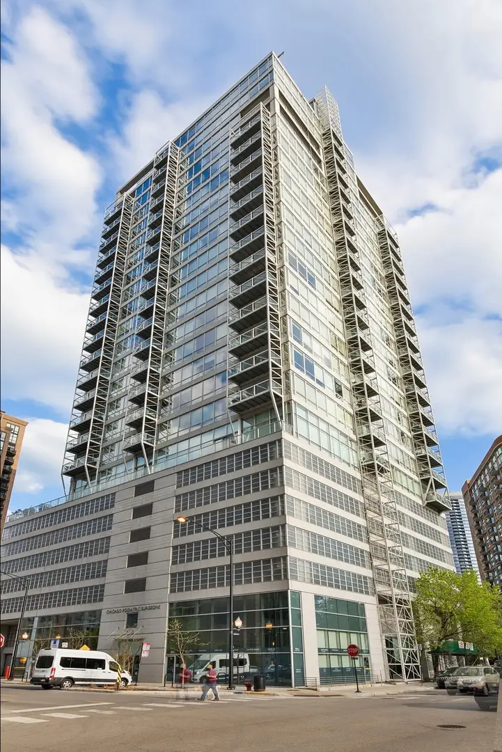 653 N Kingsbury Street #704, Chicago, IL 60654 - #1