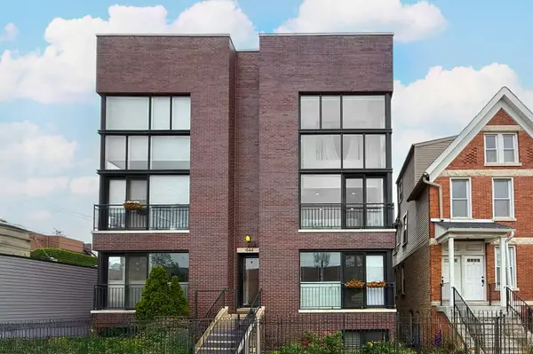 1644 W Blackhawk Street #2E, Chicago, IL 60622