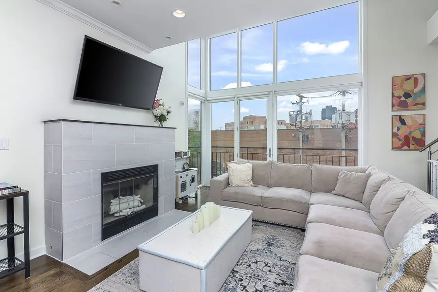 1644 W Blackhawk Street #2E, Chicago, IL 60622 - Image #2