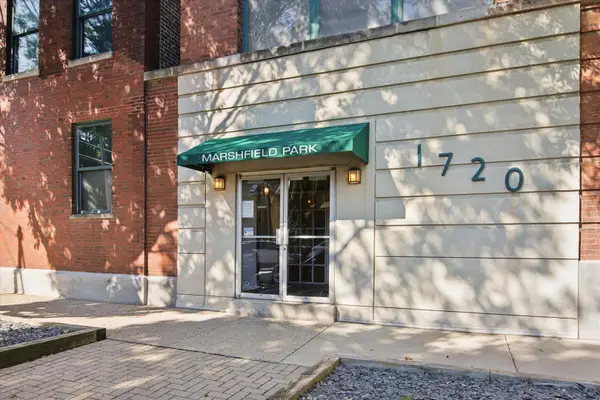 1720 N Marshfield Avenue #401, Chicago, IL 60622