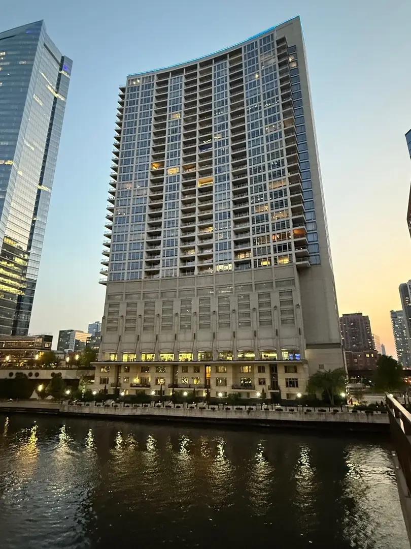333 N Canal Street #2505, Chicago, IL 60606 - Image #1