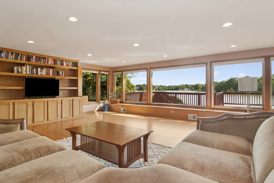 24013 N Forest Drive, Lake Zurich, IL 60047 - Image #2