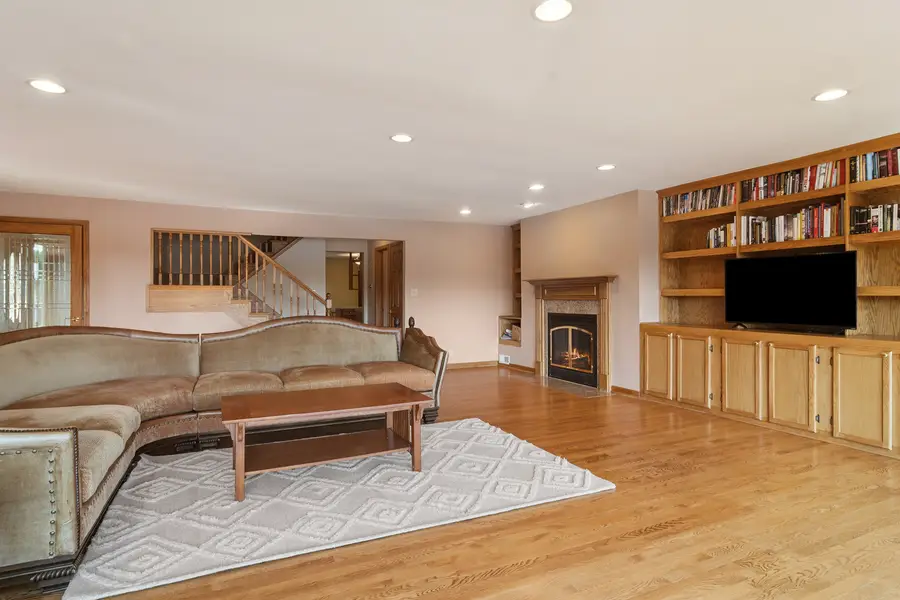 24013 N Forest Drive, Lake Zurich, IL 60047 - Image #3