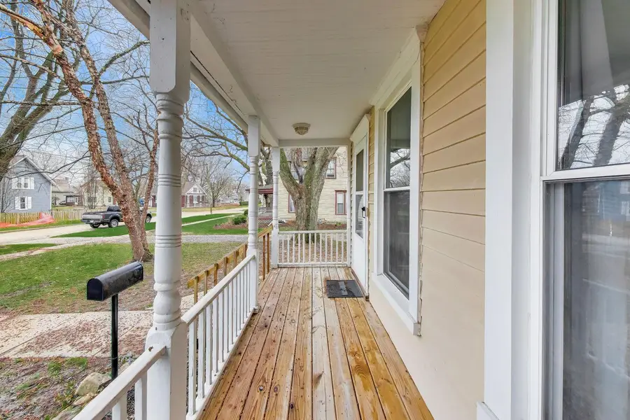 405 W Brown Street, Harvard, IL 60033 - #2