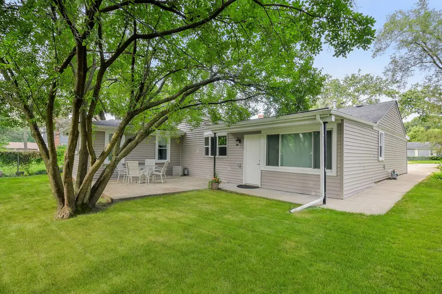 119 N Dorchester Avenue, Wheaton, IL 60187 - Image #2
