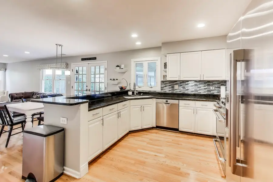 2608 N Wilshire Lane, Arlington Heights, IL 60004 - Image #3