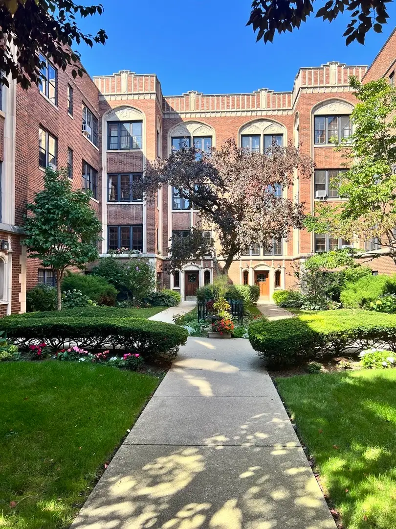 1352 E Madison Park #2, Chicago, IL 60615 - Image #2
