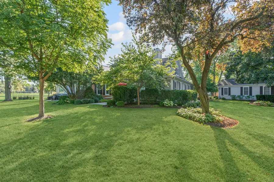 688 Glasgow Lane, Prospect Heights, IL 60070 - Image #3