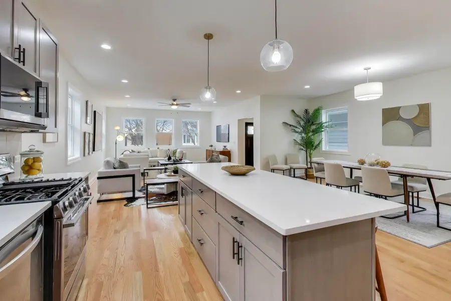 2229 Harvey Avenue, Berwyn, IL 60402 - Image #3