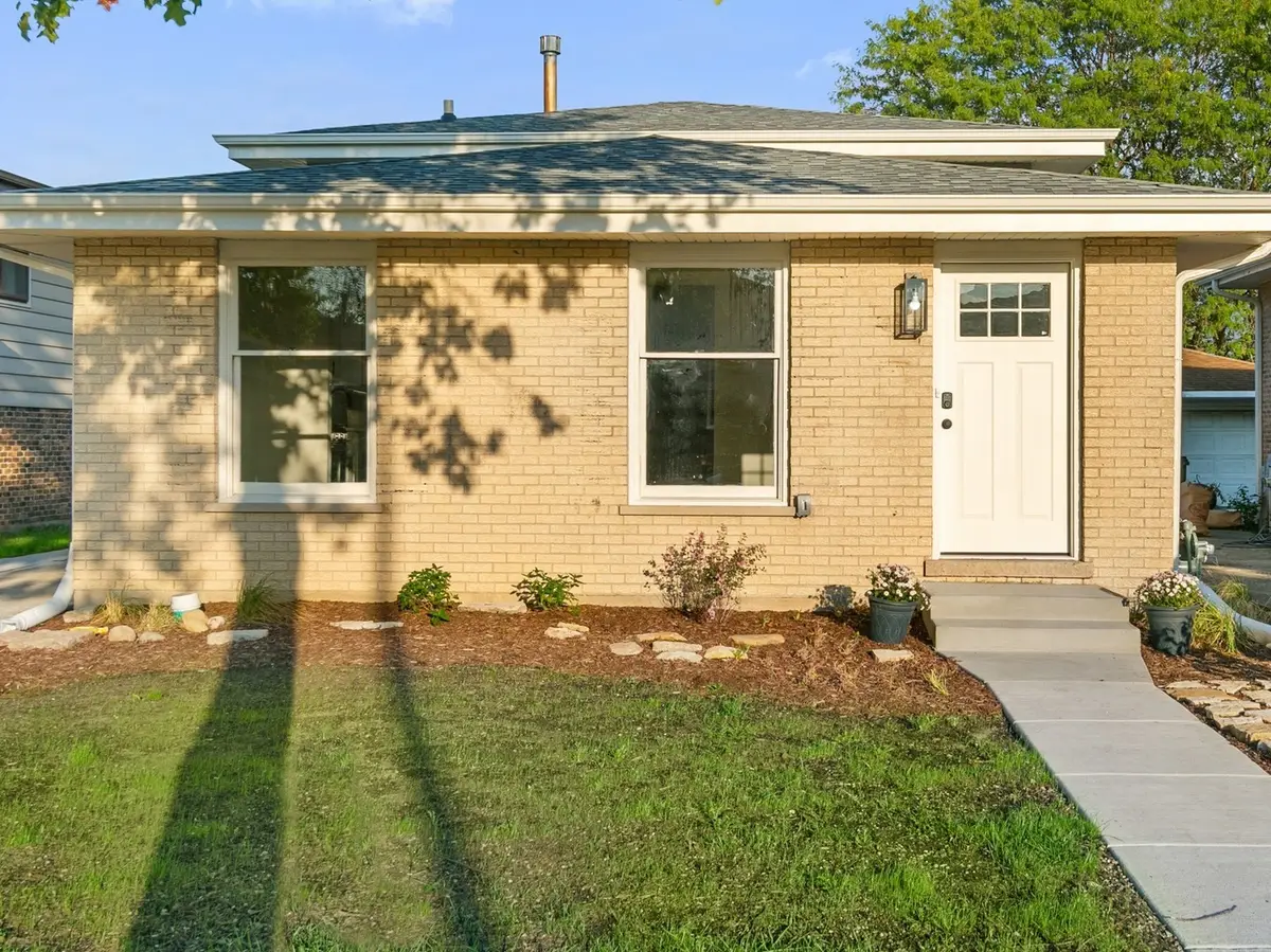 18037 Edwards Avenue, Country Club Hills, IL 60478 - Image #1