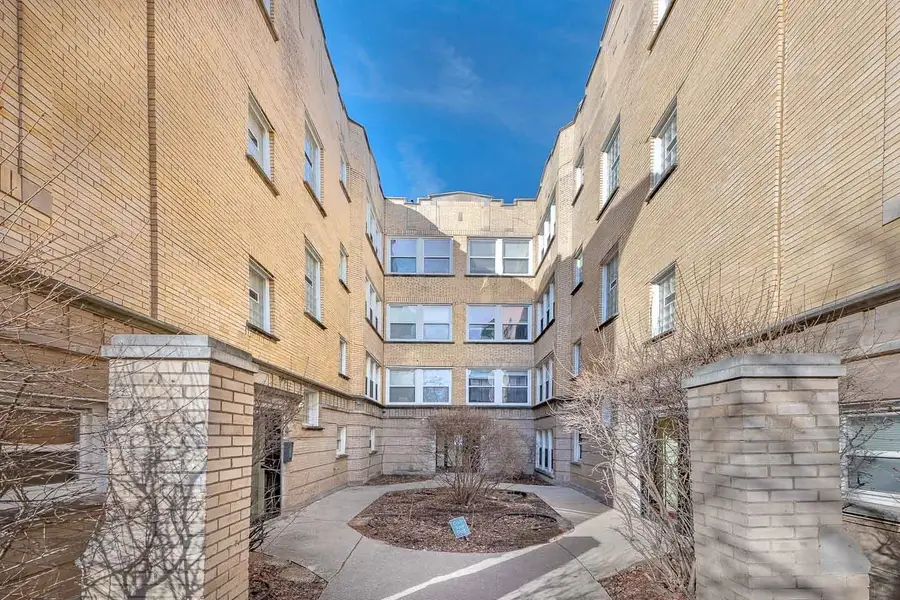4752 N Albany Avenue #3, Chicago, IL 60625 - Image #2