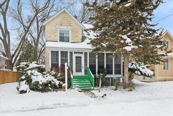 431 E Liberty Drive, Wheaton, IL 60187