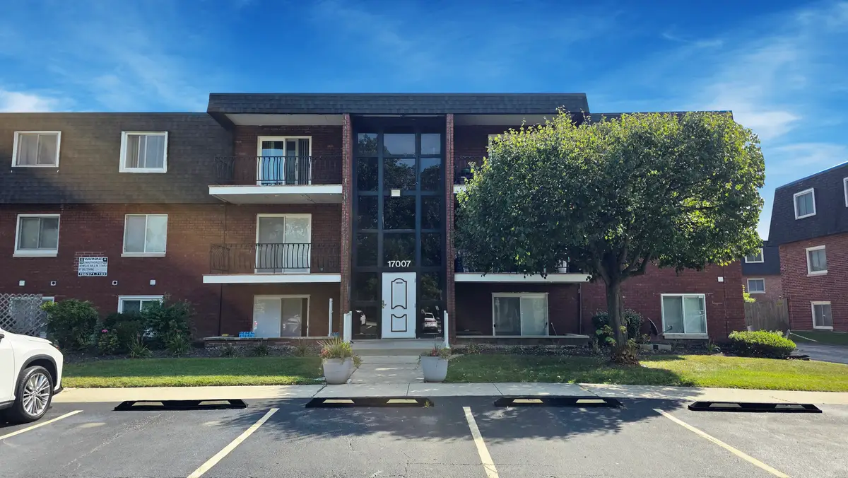17007 Albany Avenue #T106, Hazel Crest, IL 60429 - Image #1