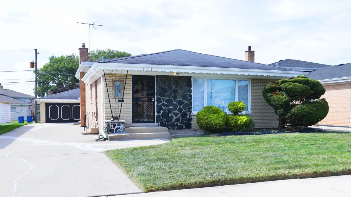 618 Marquette Avenue, Calumet City, IL 60409 - Image #1