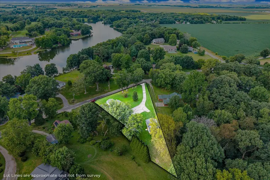 116 Lakeview Drive, East Galesburg, IL 61430 - #2