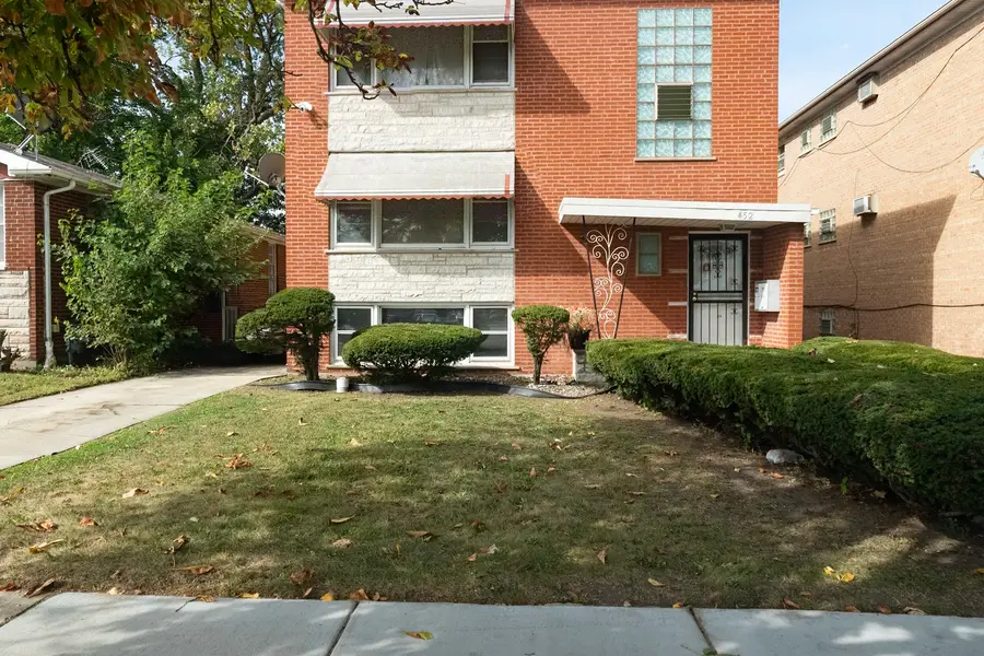 452 Yates Avenue, Calumet City, IL 60409 - Image #2