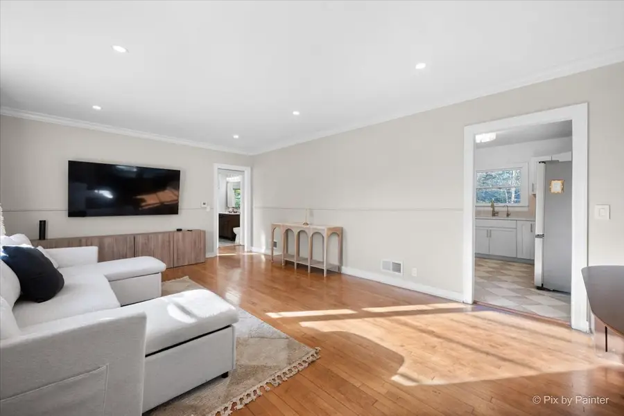 28524 W Main Street, Barrington, IL 60010 - Image #3