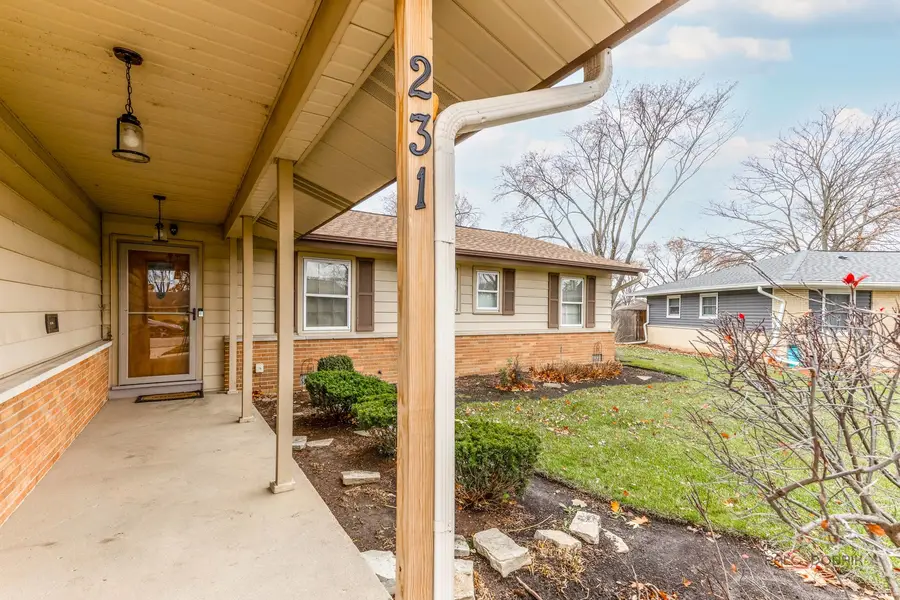 231 Fern Drive, Elk Grove Village, IL 60007 - Image #3