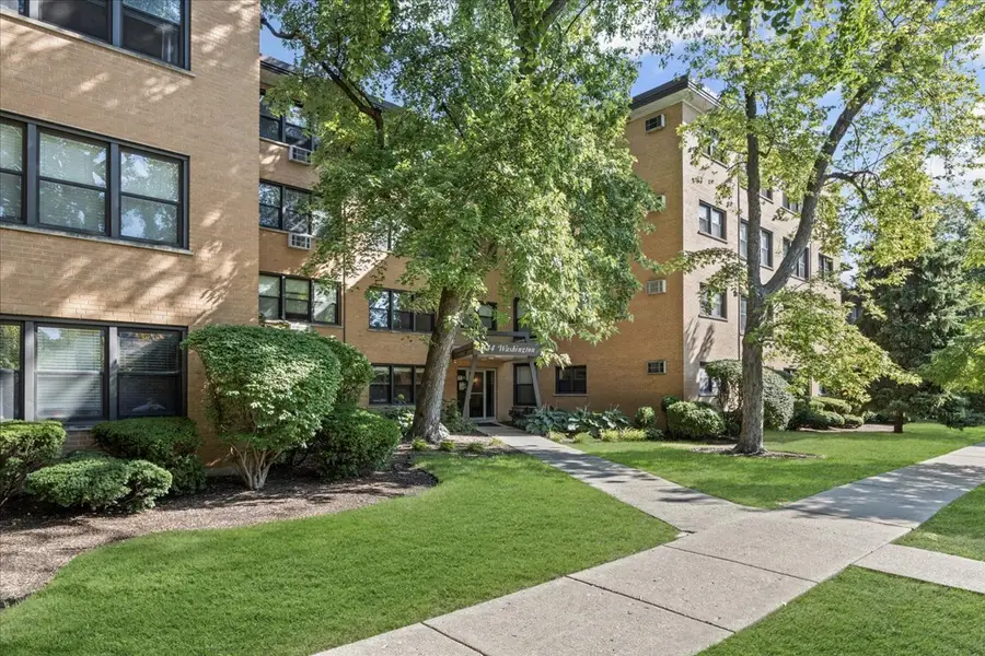 444 Washington Boulevard #207, Oak Park, IL 60302 - Image #2