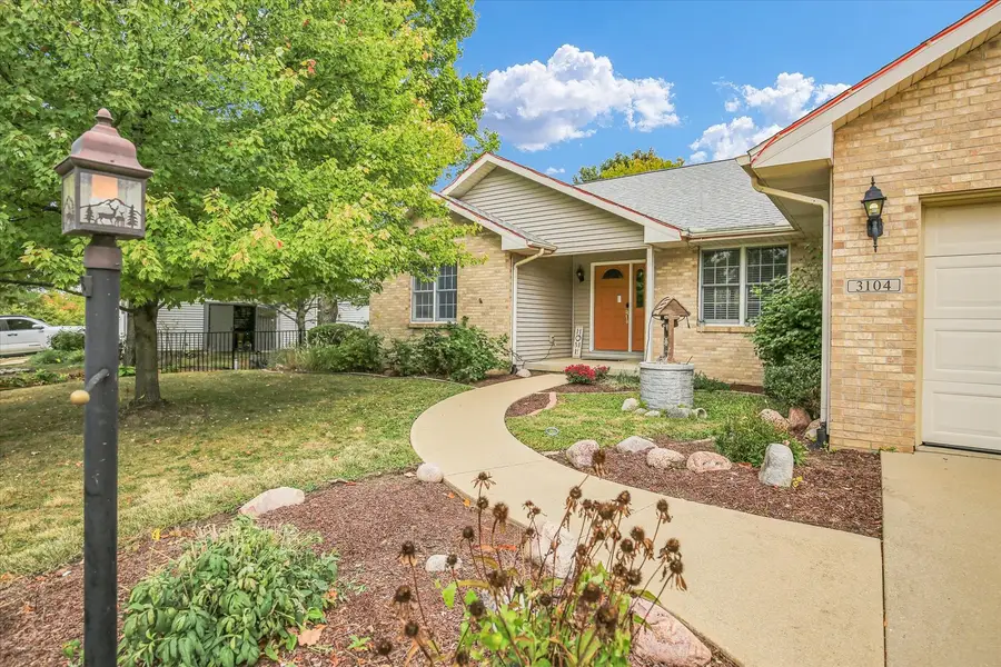 3104 Countrybend Lane, Champaign, IL 61821 - Image #2