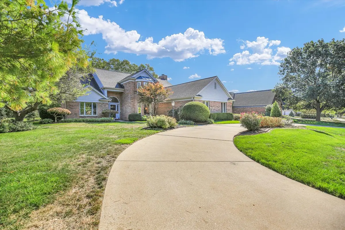 1806 Bentbrook Drive, Champaign, IL 61822 - Image #1