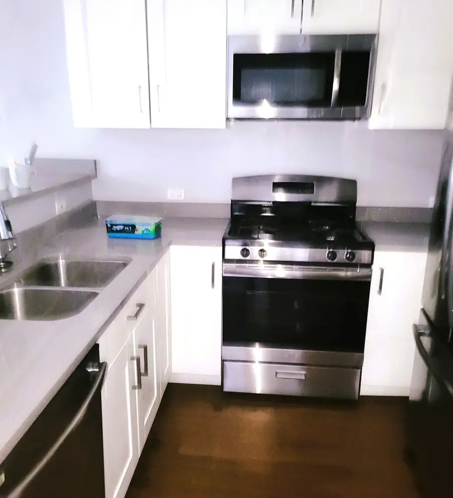 1810 W Touhy Avenue, Chicago, IL 60626 - Image #3