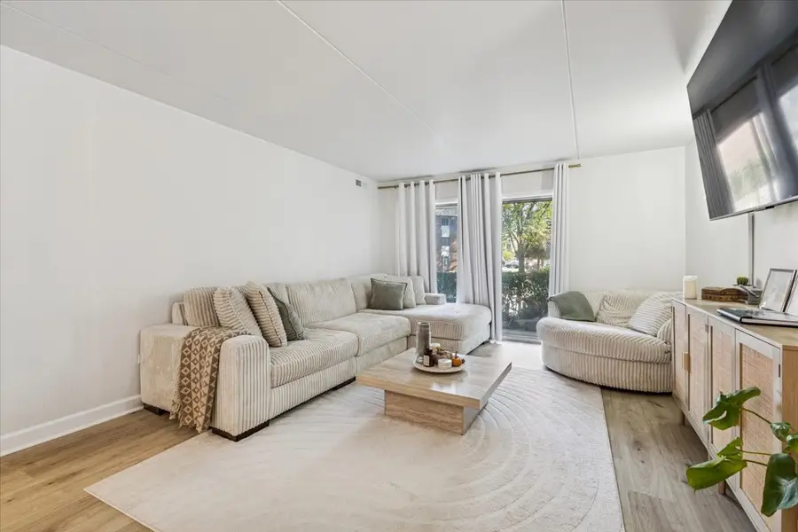 13933 James Drive #816, Crestwood, IL 60418 - Image #2